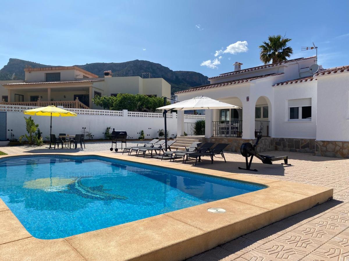 Villa Con Piscina, Soleada, Tranquila Y Centrica Calpe Bagian luar foto