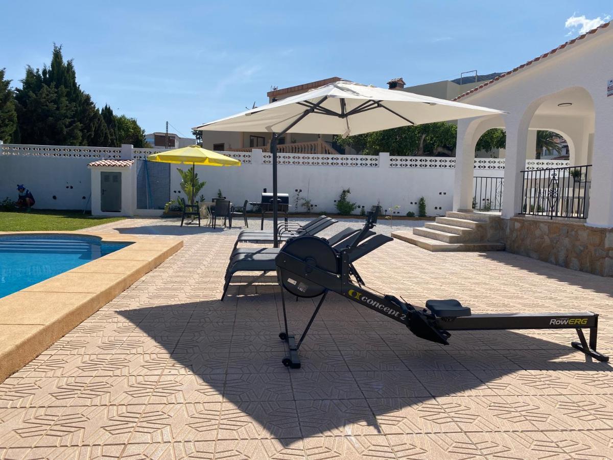 Villa Con Piscina, Soleada, Tranquila Y Centrica Calpe Bagian luar foto
