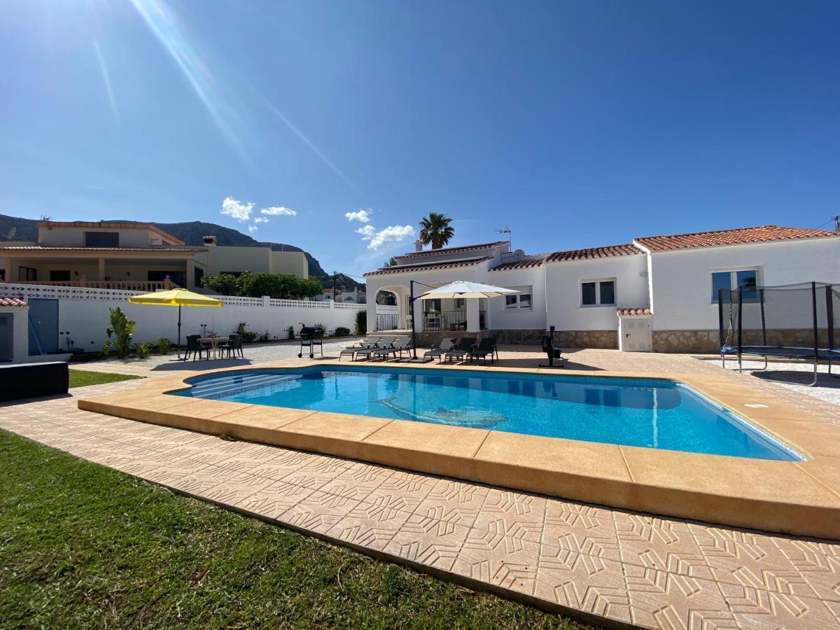 Villa Con Piscina, Soleada, Tranquila Y Centrica Calpe Bagian luar foto