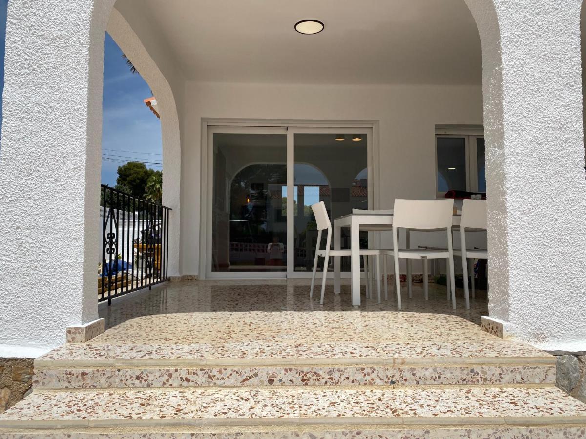 Villa Con Piscina, Soleada, Tranquila Y Centrica Calpe Bagian luar foto