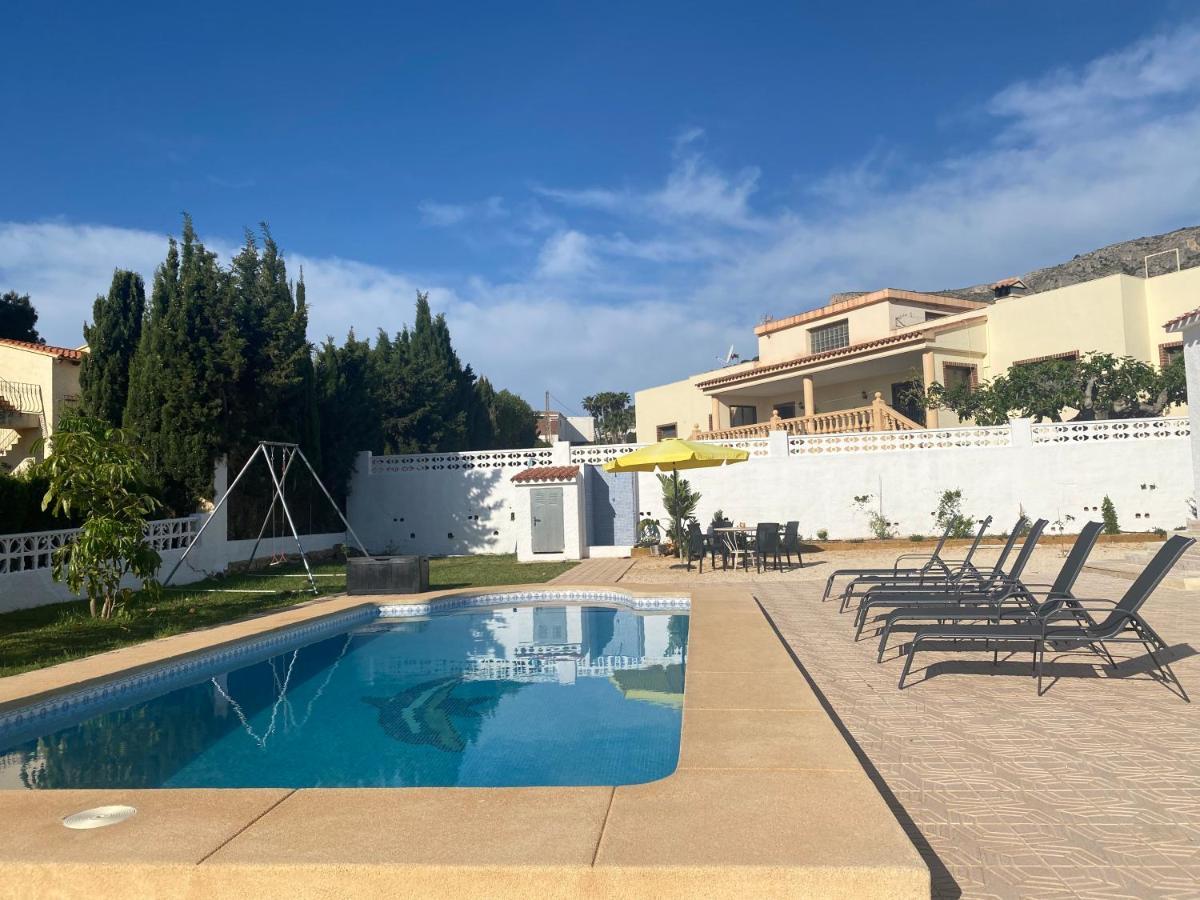 Villa Con Piscina, Soleada, Tranquila Y Centrica Calpe Bagian luar foto