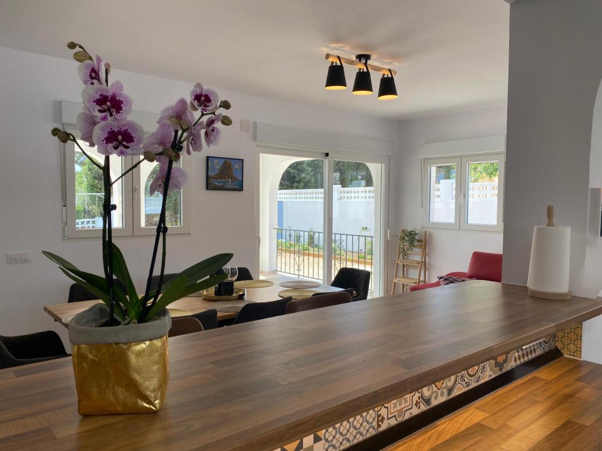 Villa Con Piscina, Soleada, Tranquila Y Centrica Calpe Bagian luar foto