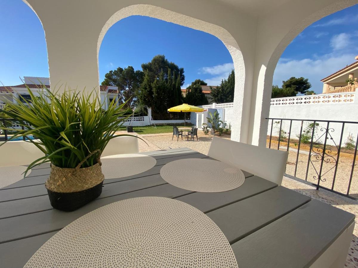 Villa Con Piscina, Soleada, Tranquila Y Centrica Calpe Bagian luar foto