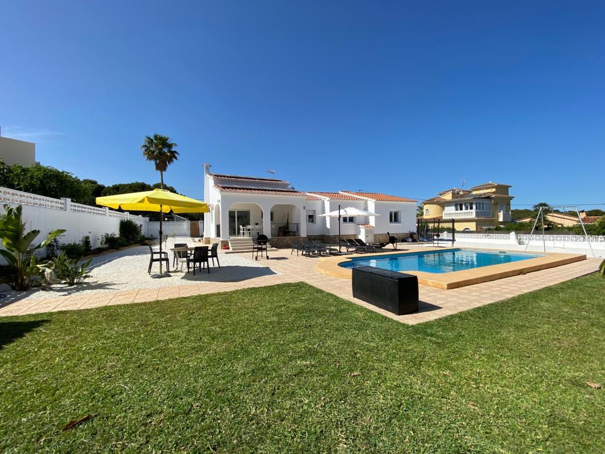 Villa Con Piscina, Soleada, Tranquila Y Centrica Calpe Bagian luar foto
